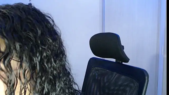 Ivonnybonn online show from October 17, 2025, 10:23 pm