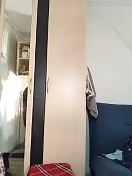 Conny Shellie online show from March 27, 2026, 8:09 am