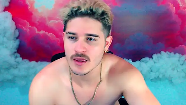 AlexPiersss online show from October 7, 2025, 7:11 pm