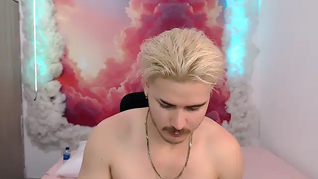 AlexPiersss online show from October 21, 2025, 7:25 pm