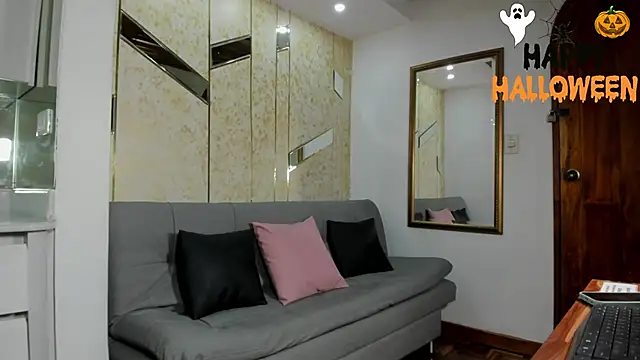 sofi laane online show from October 17, 2025, 2:48 am