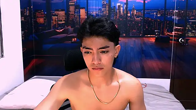 Snapshot of RomeoMillerr chatting on October 22, 2025, 7:13 pm RomeoMillerr online show from October 22, 2025, 7:13 pm