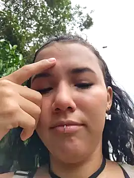 Snapshot of _TOMOE chatting on October 4, 2025, 6:50 pm TOMOE online show from October 4, 2025, 6:50 pm