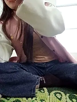 nhinhi-sexy online show from November 19, 2025, 11:49 pm