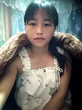 buddy-sexy online show from November 9, 2025, 1:31 pm