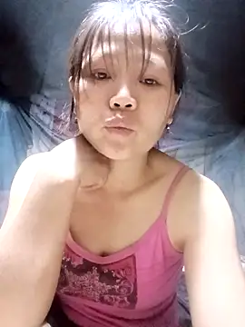 bree-zz online show from March 23, 2026, 12:42 pm