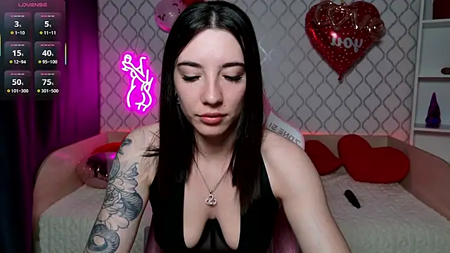 Curious Lily online show from February 19, 2026, 10:06 pm