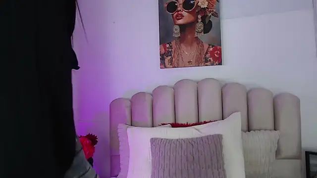 isa bigassx online show from October 19, 2025, 4:57 am