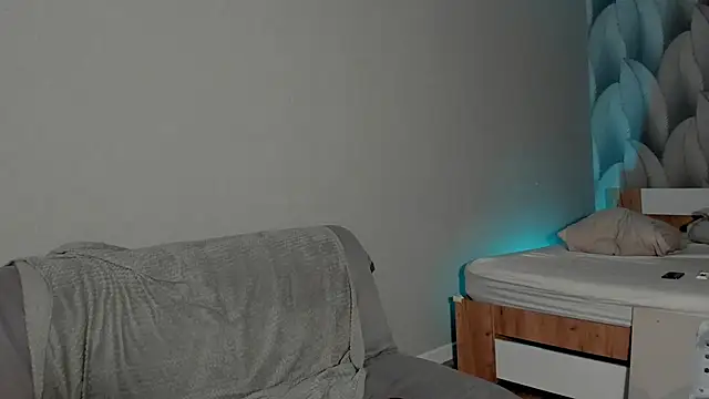 sweet smith8 online show from October 15, 2025, 2:28 pm