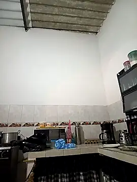 hot pleaser1   online show from October 1, 2025, 5:02 am