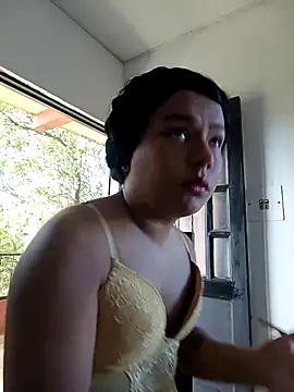 hot pleaser1   online show from October 24, 2025, 12:23 pm