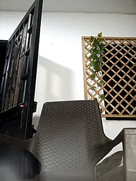 hot pleaser1   online show from November 7, 2025, 12:10 am