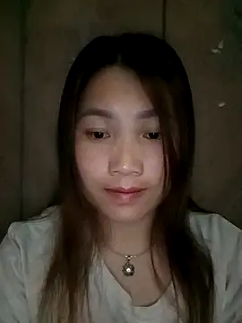 min-xinh online show from November 6, 2025, 3:02 pm