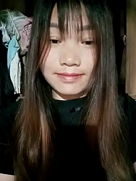 min-xinh online show from March 11, 2026, 10:05 pm