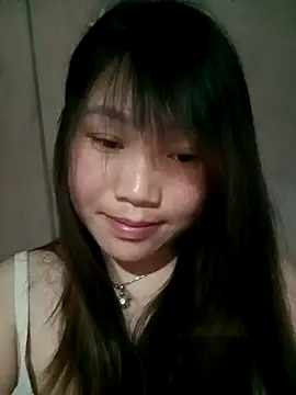 min-xinh online show from March 13, 2026, 1:51 pm