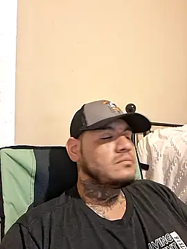 Snapshot of itsJrivera24 chatting on October 1, 2025, 4:13 pm itsJrivera24 online show from October 1, 2025, 4:13 pm