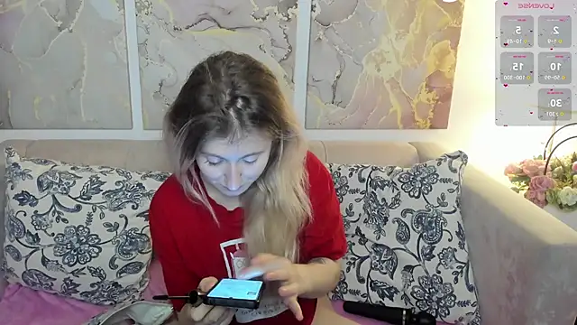 CamillaDreamer online show from May 20, 2026, 10:54 am