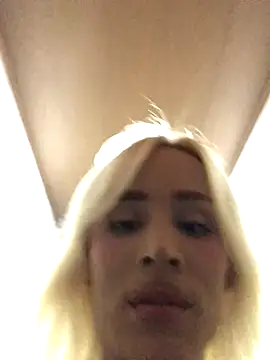 Snapshot of alexawinterrr chatting on October 10, 2025, 3:27 am alexawinterrr online show from October 10, 2025, 3:27 am