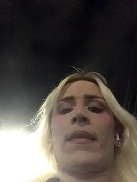 Snapshot of alexawinterrr chatting on October 30, 2025, 12:45 am alexawinterrr online show from October 30, 2025, 12:45 am