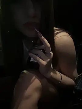 Snapshot of Princess_Kisa chatting on October 1, 2025, 8:26 pm Princess Kisa online show from October 1, 2025, 8:26 pm