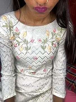 Snapshot of Nencycute1 chatting on November 2, 2025, 6:16 am Nencycute1 online show from November 2, 2025, 6:16 am