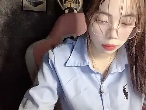 Ellie039 online show from October 4, 2025, 10:46 am