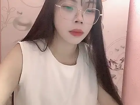 Ellie039 online show from October 11, 2025, 7:12 pm