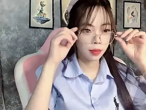 Ellie039 online show from October 14, 2025, 4:30 pm