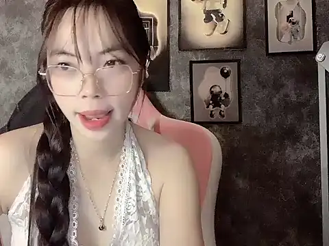 Ellie039 online show from October 17, 2025, 2:48 am