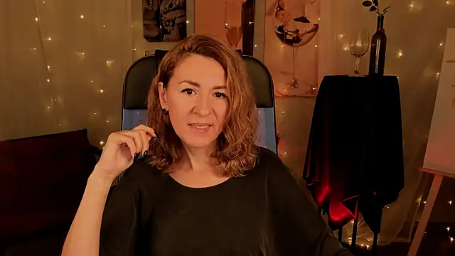 Snapshot of DonnaSmitth chatting on October 16, 2025, 4:19 pm DonnaSmitth online show from October 16, 2025, 4:19 pm