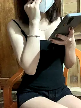 Snapshot of LenaCii chatting on December 22, 2025, 2:58 pm LenaCii online show from December 22, 2025, 2:58 pm