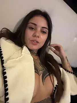 Snapshot of lurosscy chatting on February 7, 2026, 12:53 pm lurosscy online show from February 7, 2026, 12:53 pm