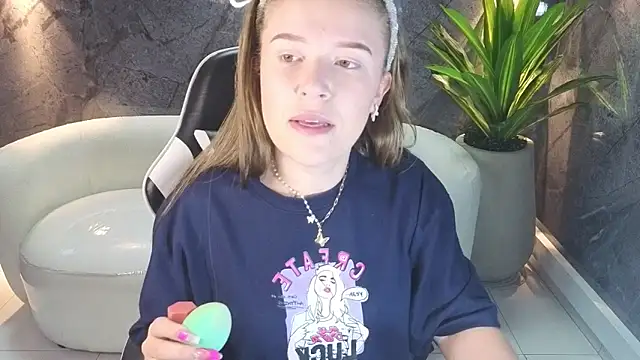 carla tp online show from November 1, 2025, 12:51 pm