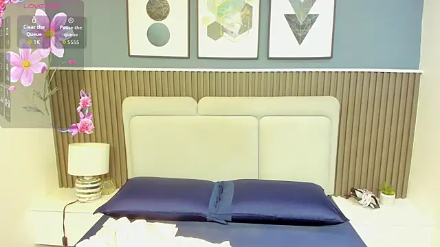 Snapshot of liz__cute chatting on November 15, 2025, 11:40 am liz cute online show from November 15, 2025, 11:40 am