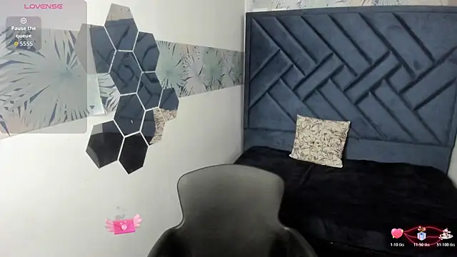 Valery More   online show from January 13, 2026, 12:10 pm