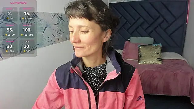 Valery More   online show from March 18, 2026, 1:14 pm