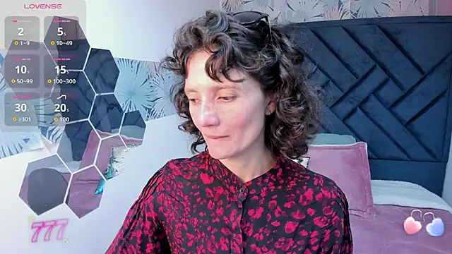 Valery More   online show from May 20, 2026, 1:06 pm