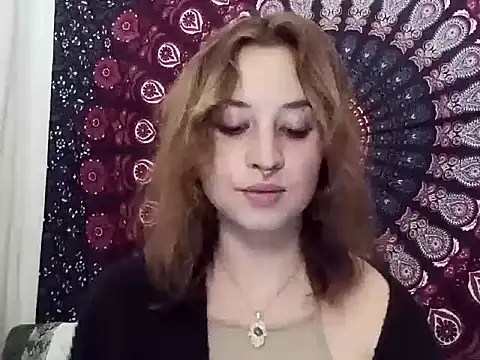 Snapshot of AdalynKiss chatting on October 5, 2025, 6:17 pm AdalynKiss online show from October 5, 2025, 6:17 pm