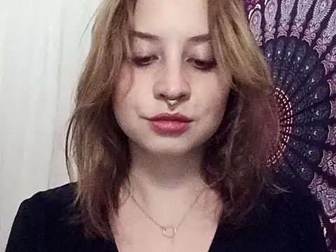 Snapshot of AdalynKiss chatting on October 10, 2025, 6:07 pm AdalynKiss online show from October 10, 2025, 6:07 pm