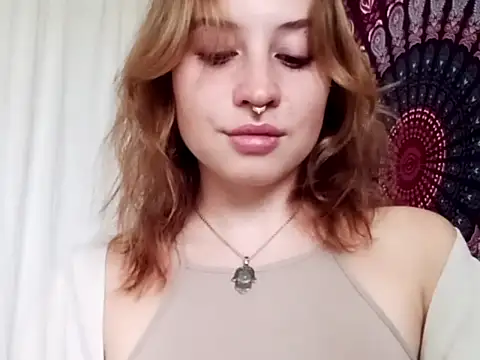 Snapshot of AdalynKiss chatting on October 15, 2025, 12:16 pm AdalynKiss online show from October 15, 2025, 12:16 pm