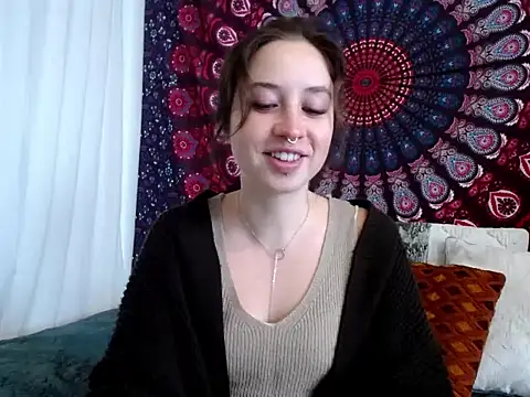 AdalynKiss online show from November 25, 2025, 7:19 am