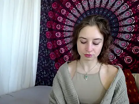 AdalynKiss online show from March 18, 2026, 7:11 am