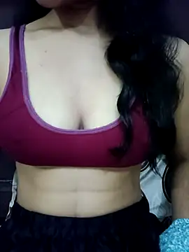 Meenu rani6 online show from December 14, 2025, 4:56 pm