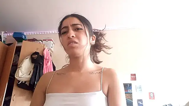 Snapshot of ShirleyPecot chatting on October 5, 2025, 1:09 pm ShirleyPecot online show from October 5, 2025, 1:09 pm