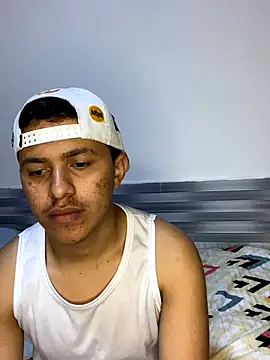 Snapshot of Ares_Cooper chatting on September 30, 2025, 6:46 pm Ares Cooper online show from September 30, 2025, 6:46 pm