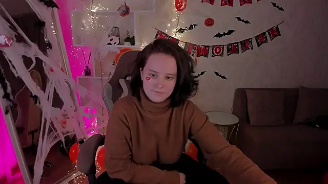 Violet Ferguson online show from October 29, 2025, 6:42 pm