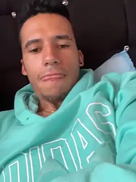 wiland hot23 online show from September 28, 2025, 3:17 pm