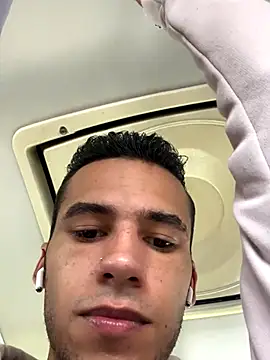 wiland hot23 online show from September 30, 2025, 6:13 pm