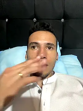 wiland hot23 online show from October 2, 2025, 5:14 am