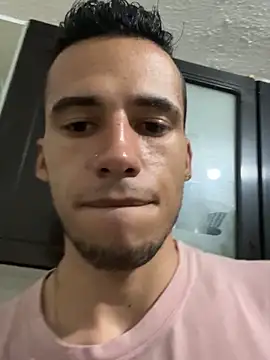 wiland hot23 online show from October 19, 2025, 4:46 am